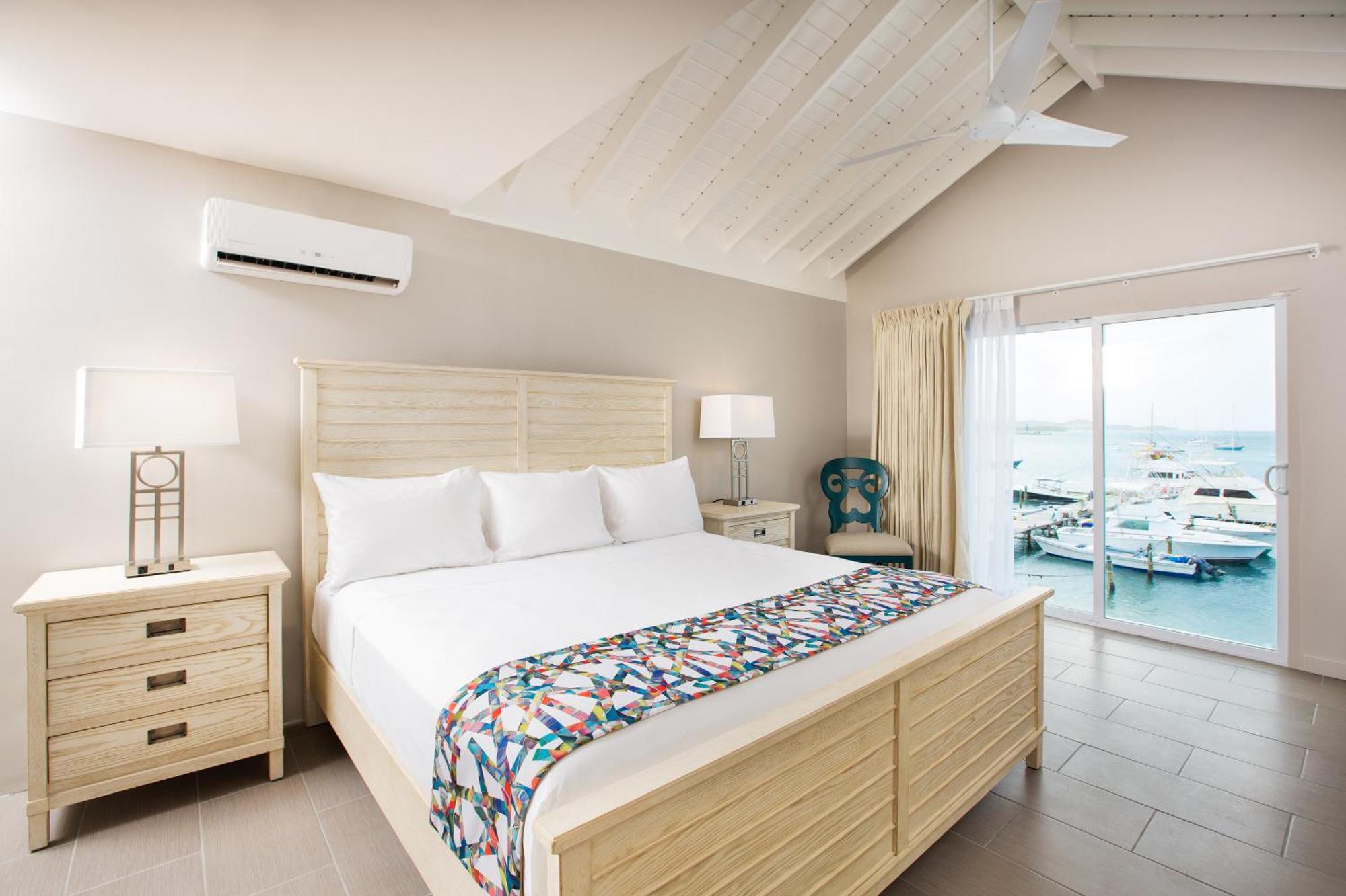 Deluxe Ocean Front King Room