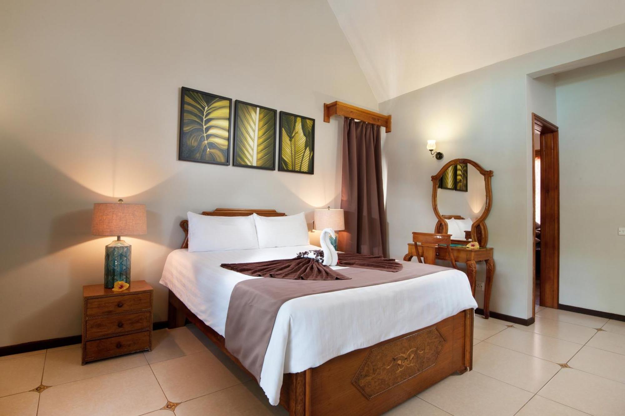 Standard Room pool or garden view