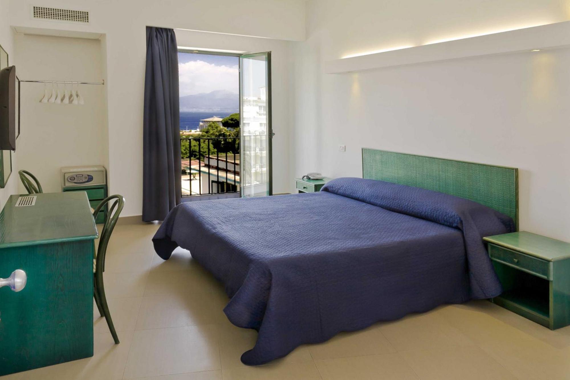Superior Double Room,832435334:JPEG