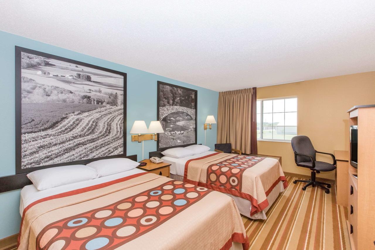 Double Room with Two Double Beds - Non-Smoking