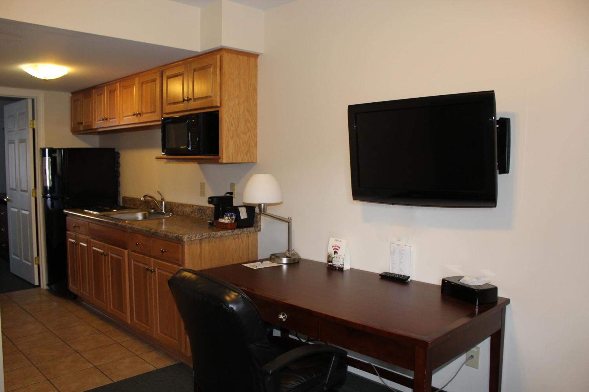 Deluxe Suites