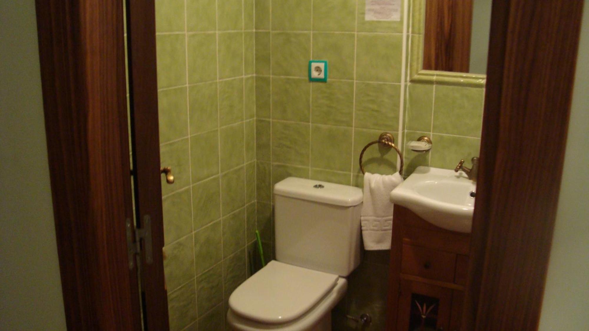 Budget Twin Room,1011540790:JPEG