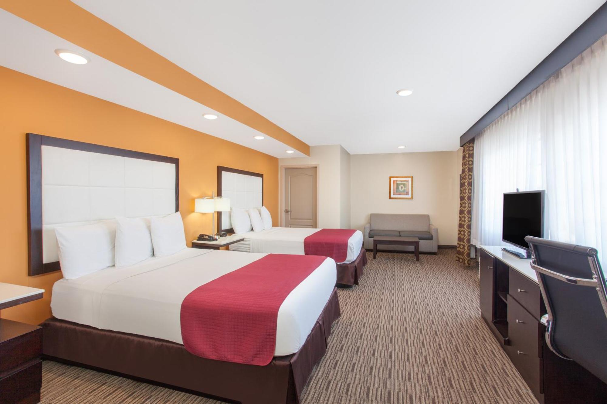 Double Room with Two Double Beds - Non-Smoking