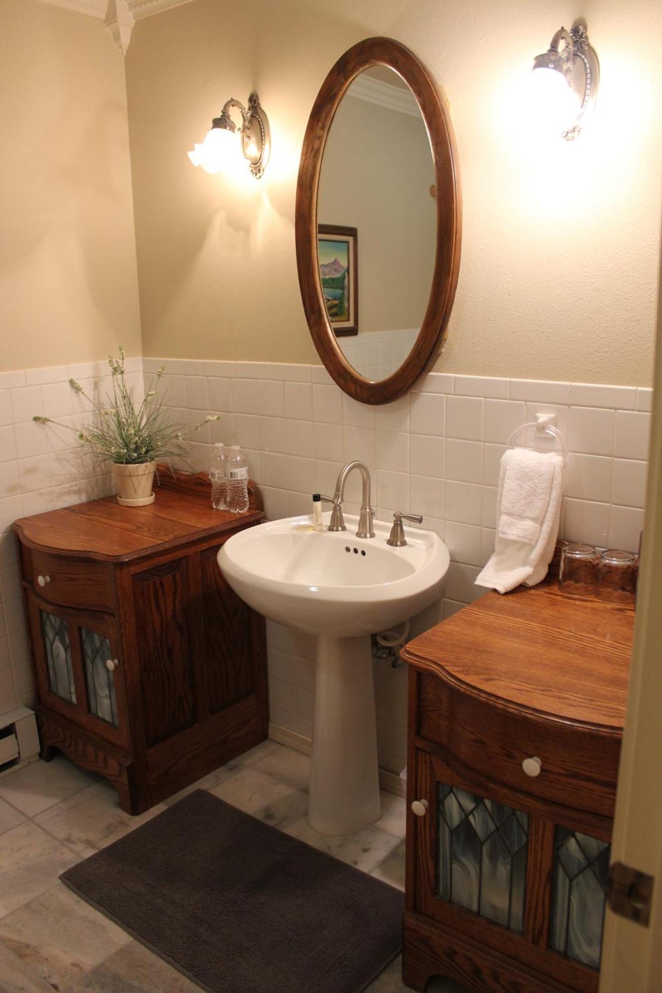 Queen Room with Two Queen Beds - Disability Access