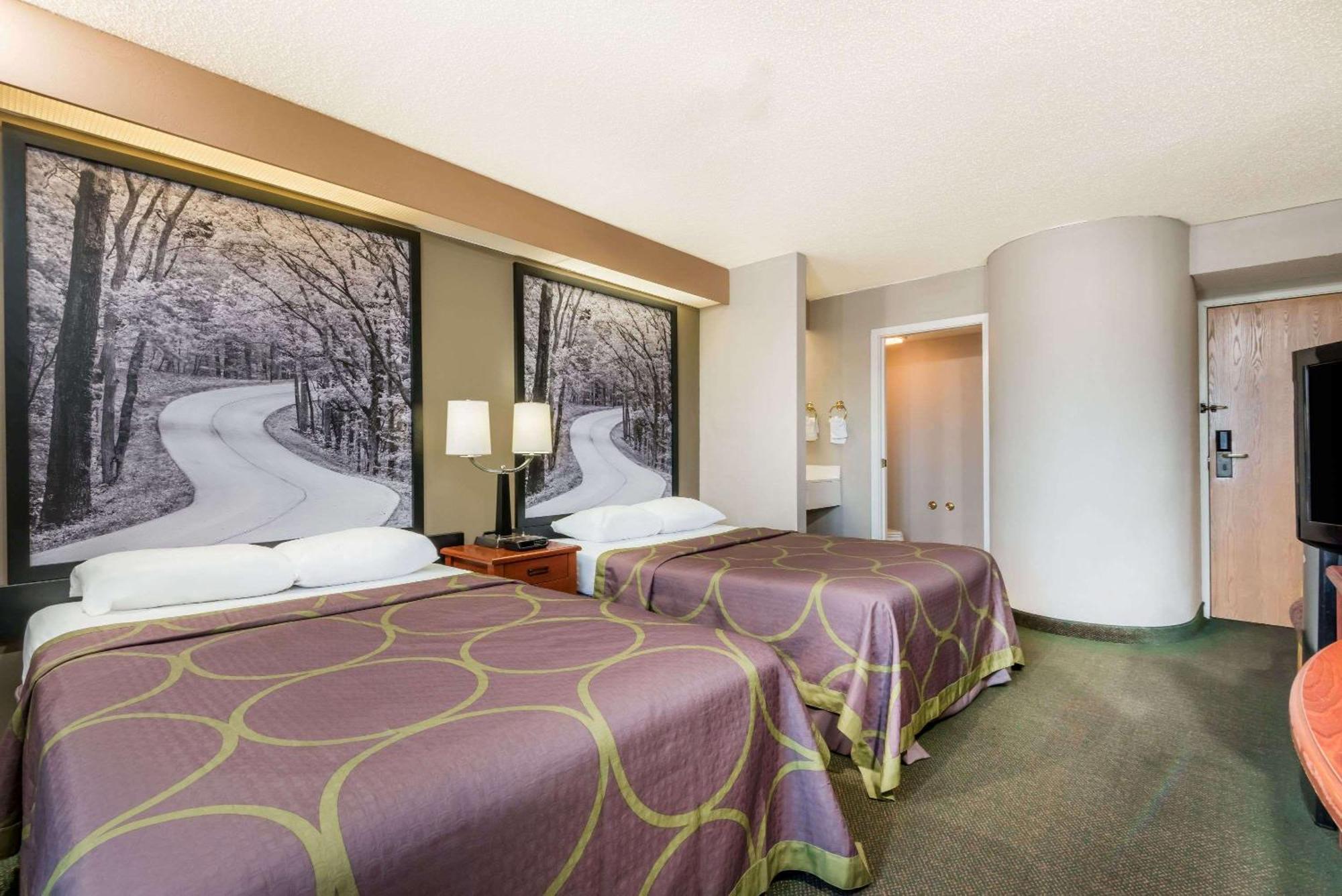 Double Room Two Double Beds Non-Smoking