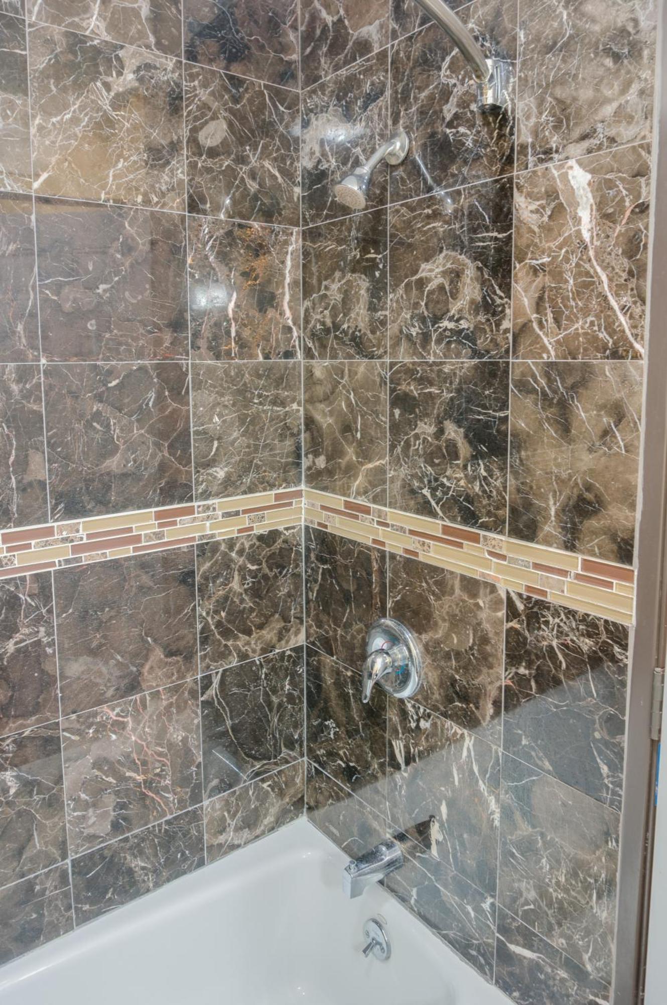 Queen Room,700266484:JPEG