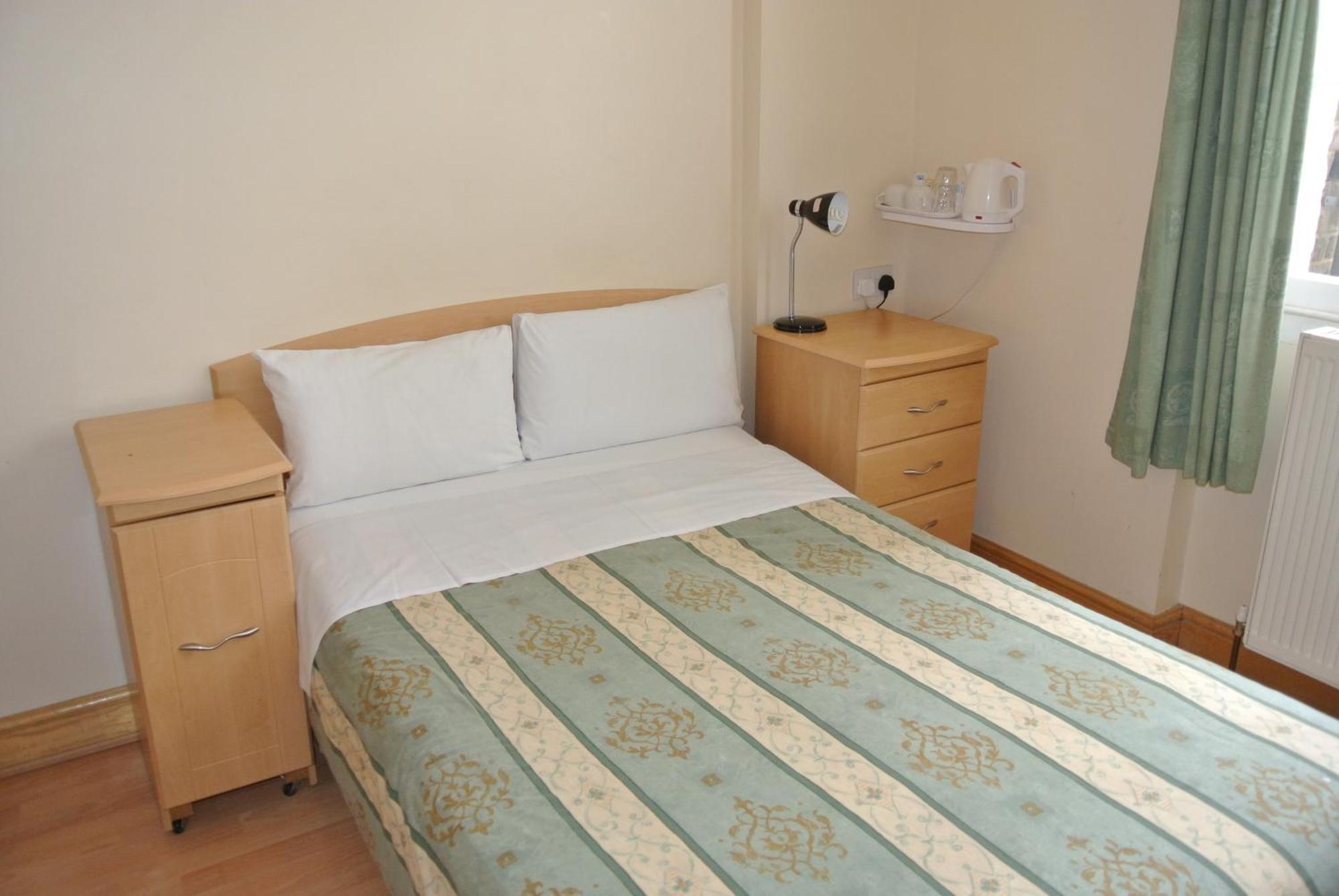 Double Room with Shared Bathroom