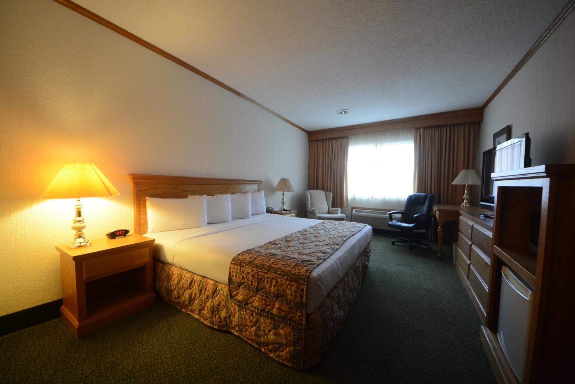 Deluxe King Room