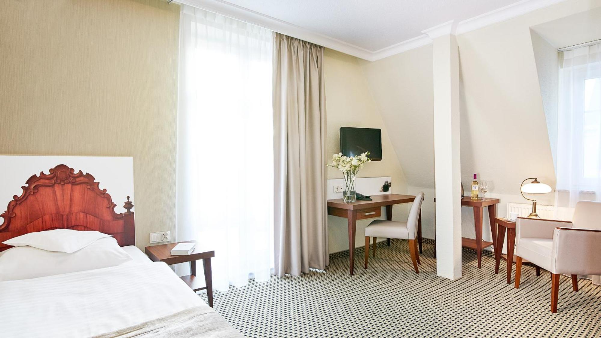 Economy Single Room