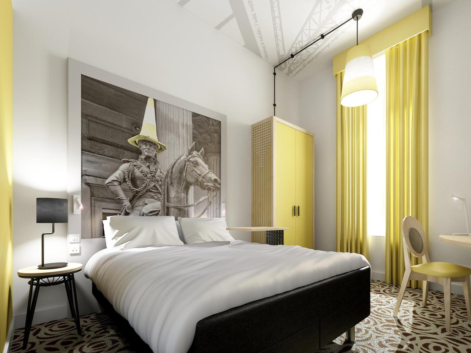 Queen Room