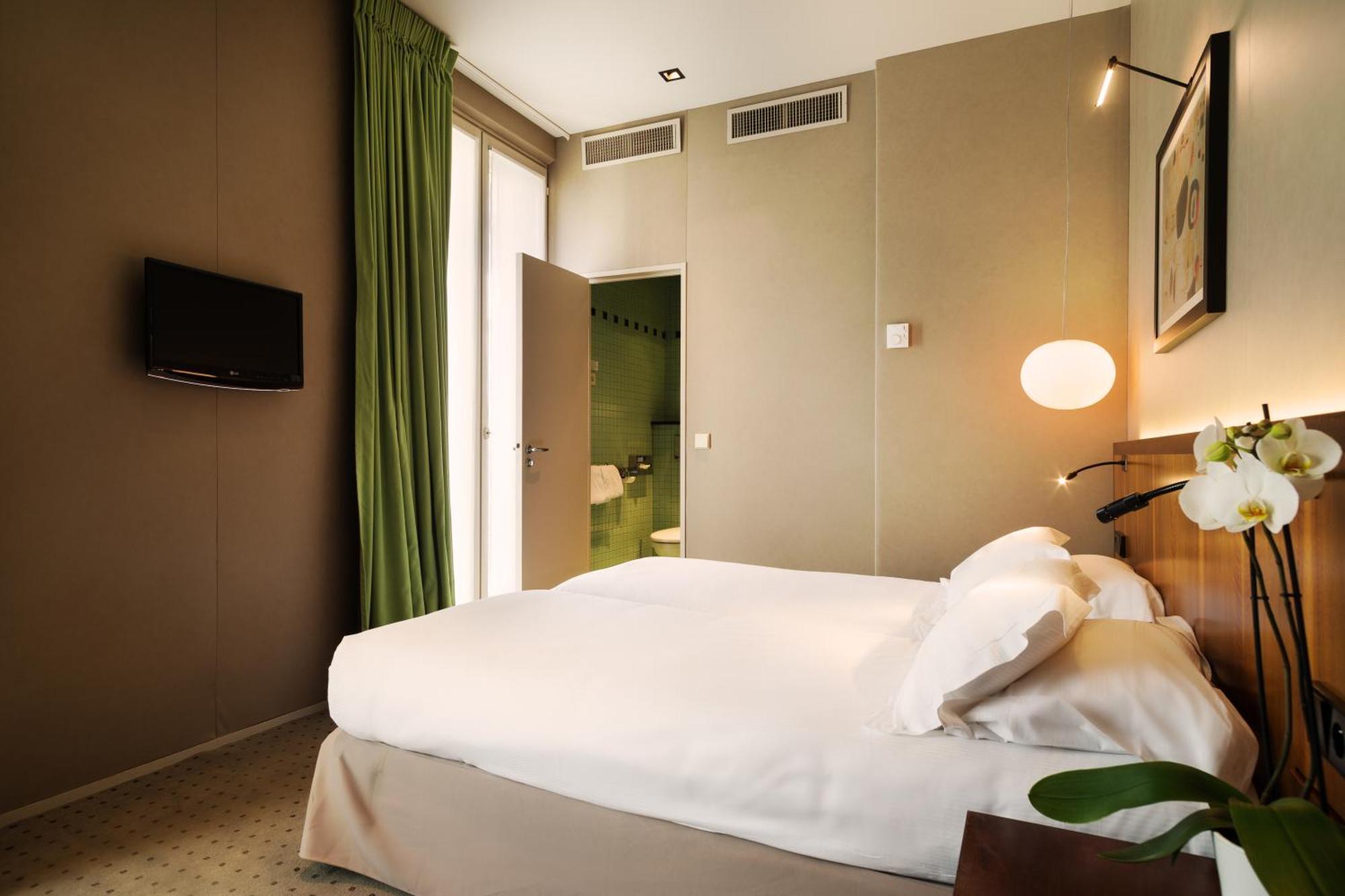 Twin Room,1273656424:JPEG