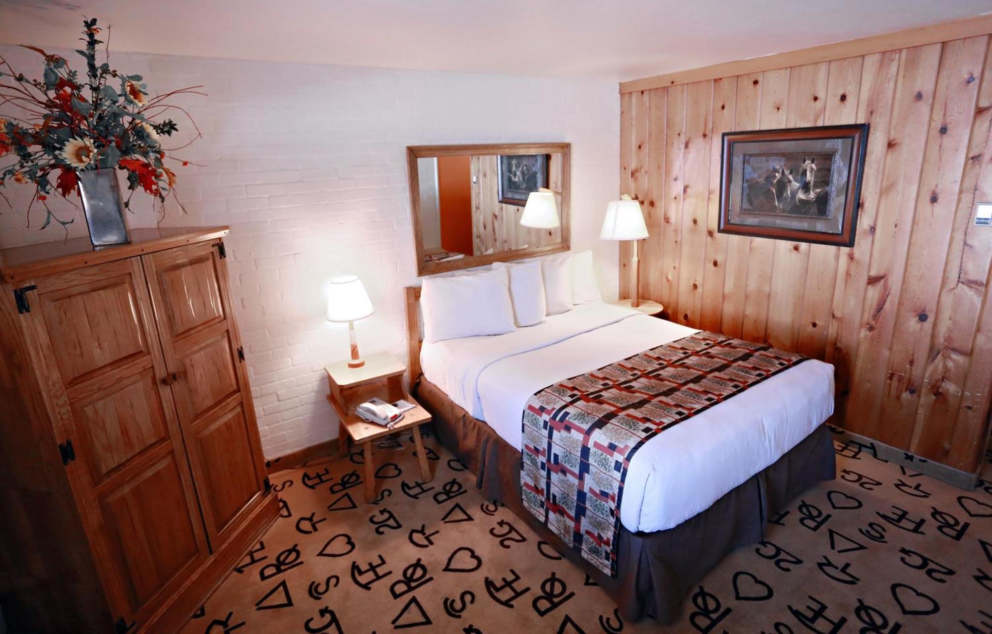 Queen Room