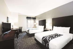 Queen Room Two Queen Beds