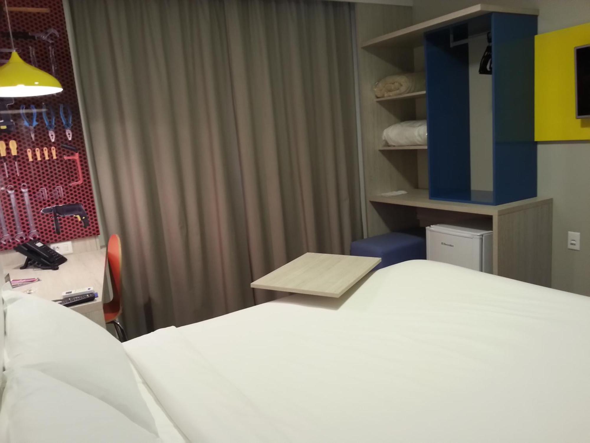 Apartment Double Bed,708965125:JPEG