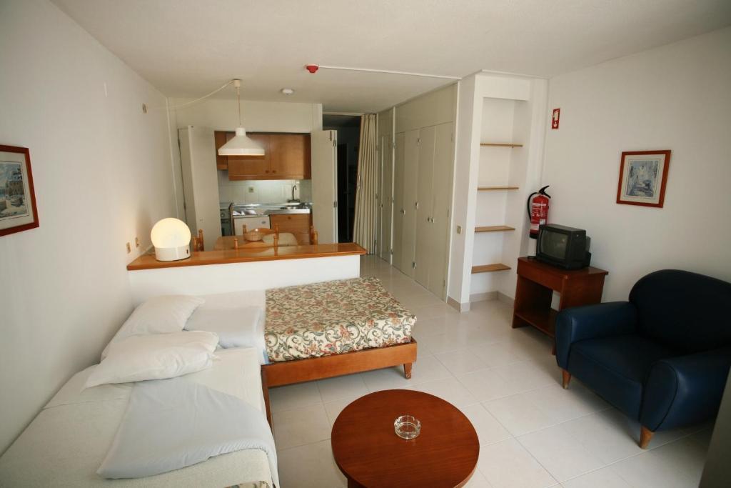 Studio Apartment,73428242:JPEG