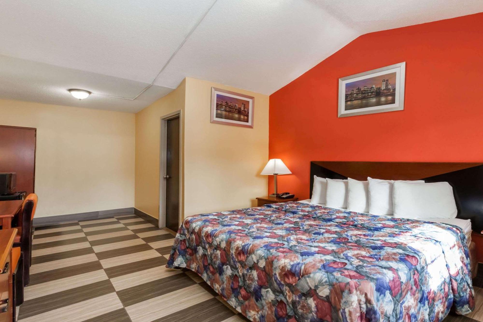 King Room - Non-Smoking