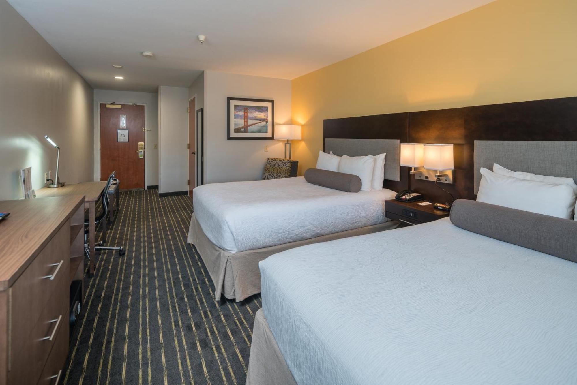 Standard Queen Room with Two Queen Beds - Disability Access