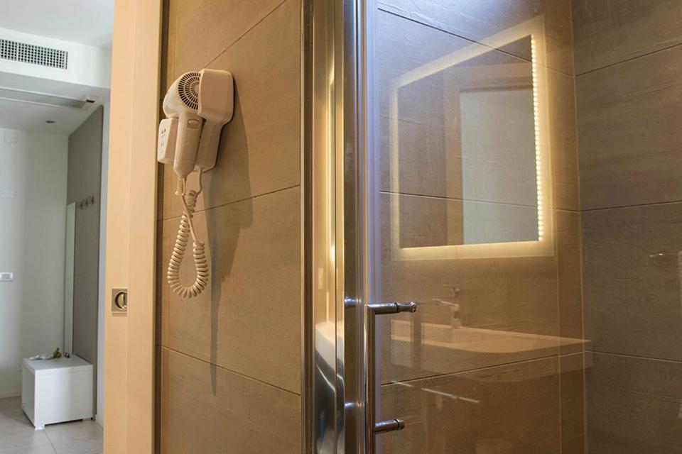 Deluxe Double or Twin Room Balcony,717801586:JPEG