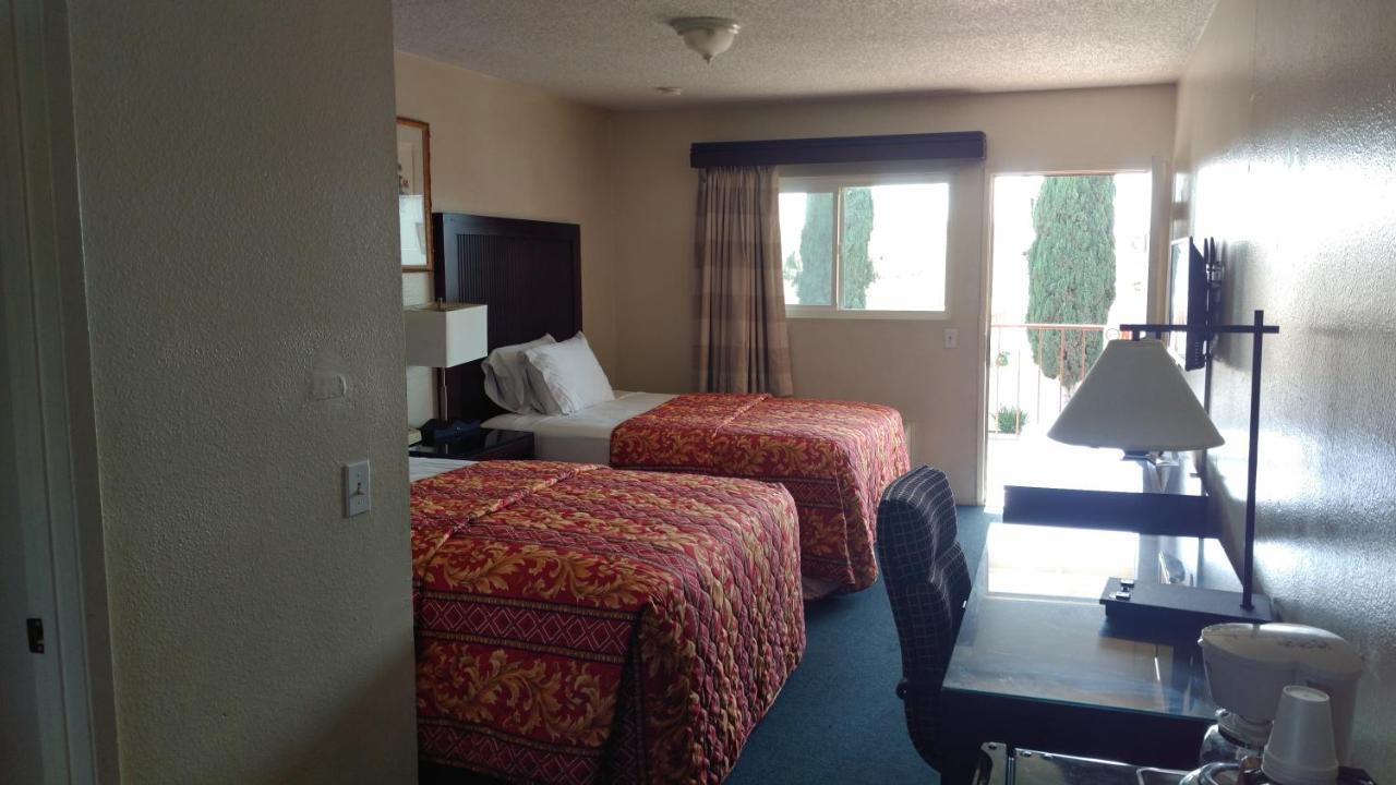 Deluxe Double Room with Bath