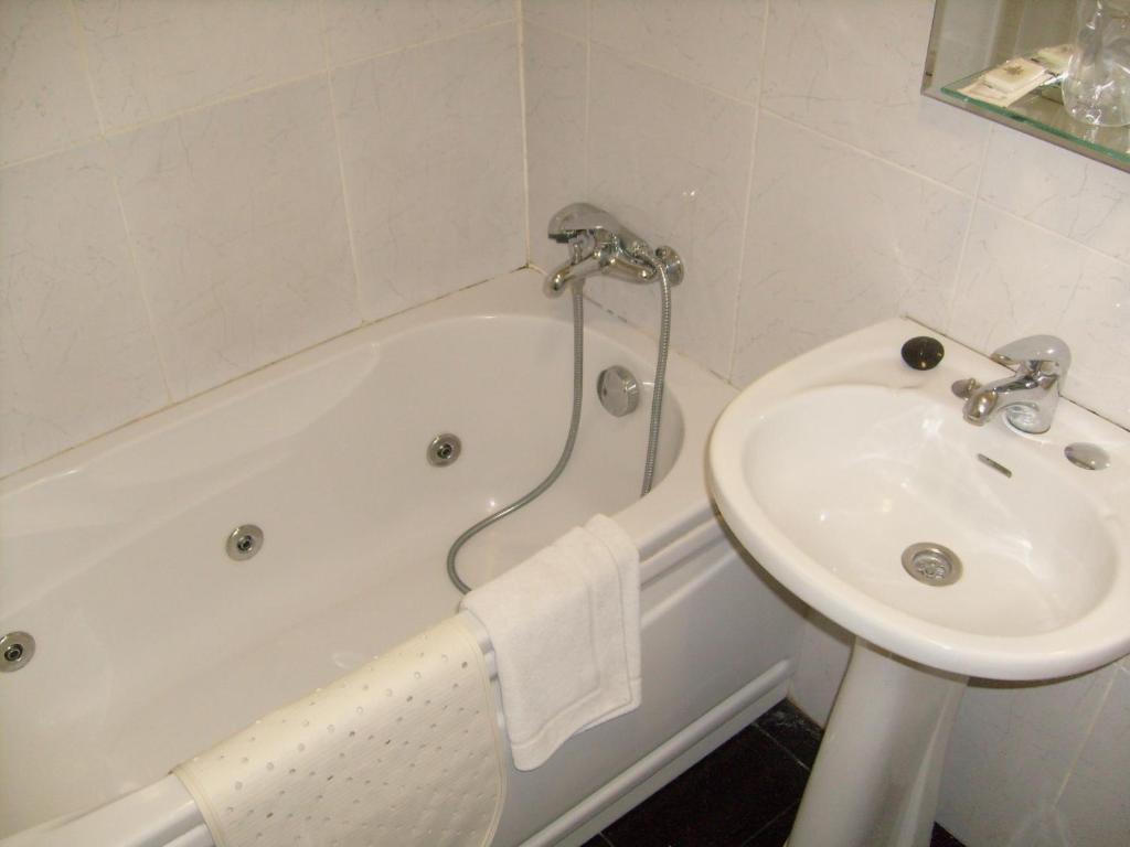 Double or Twin Room,169104696:JPEG