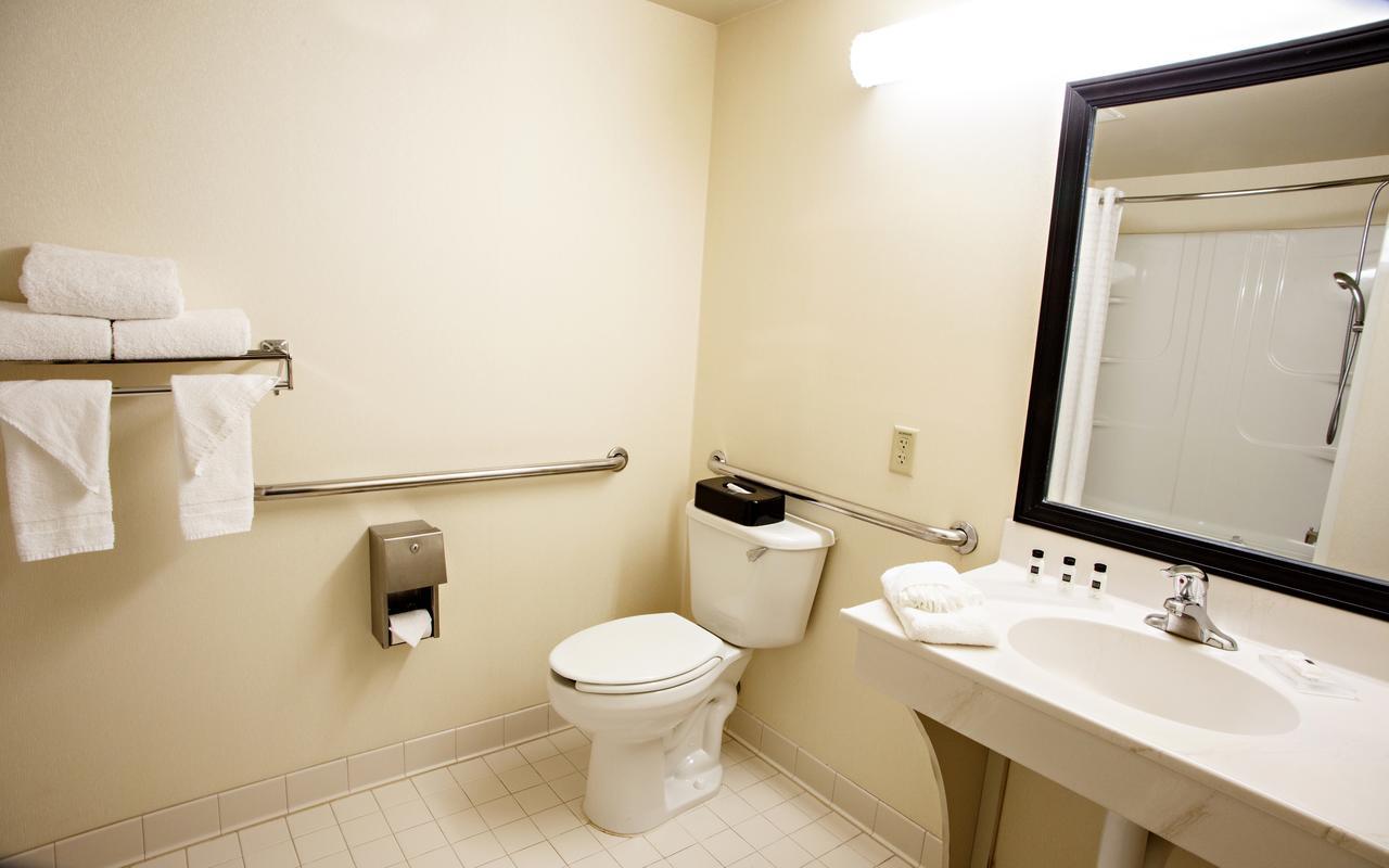 King Room - Disability Access/Non Smoking