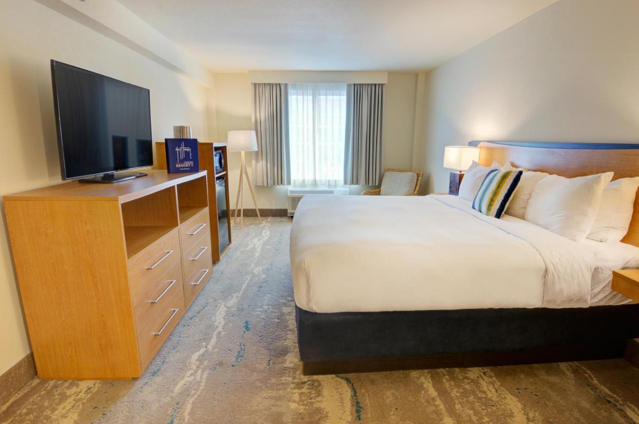 Standard King Room