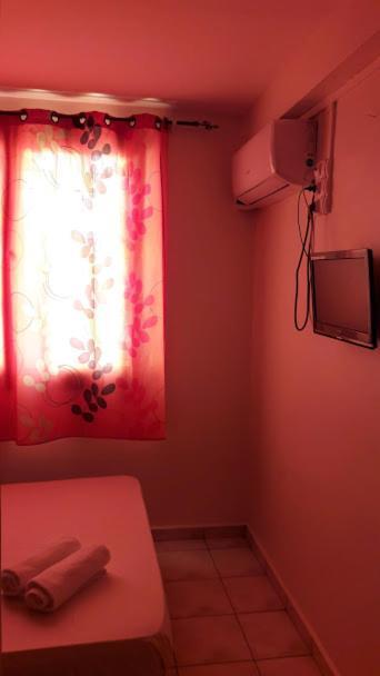 Double Room Shared Toilet
