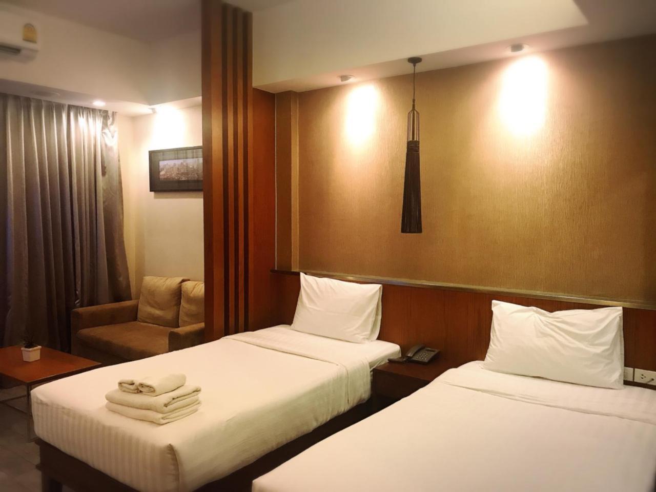 Grand Deluxe Twin Room