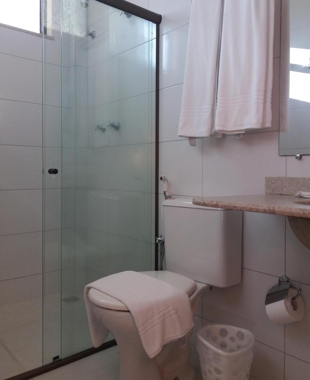 Quarto Triplo Econômico