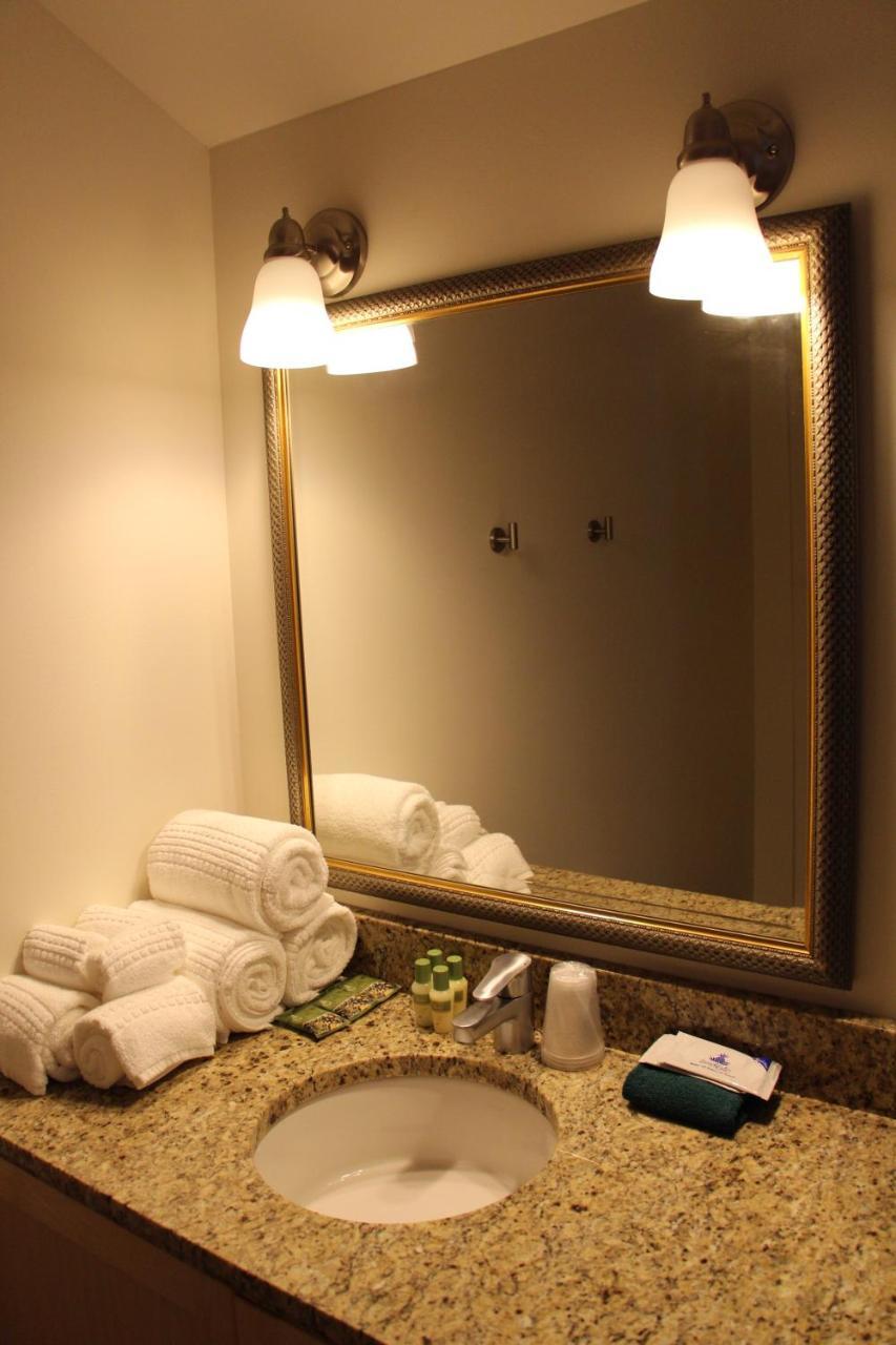 Deluxe Family Suite