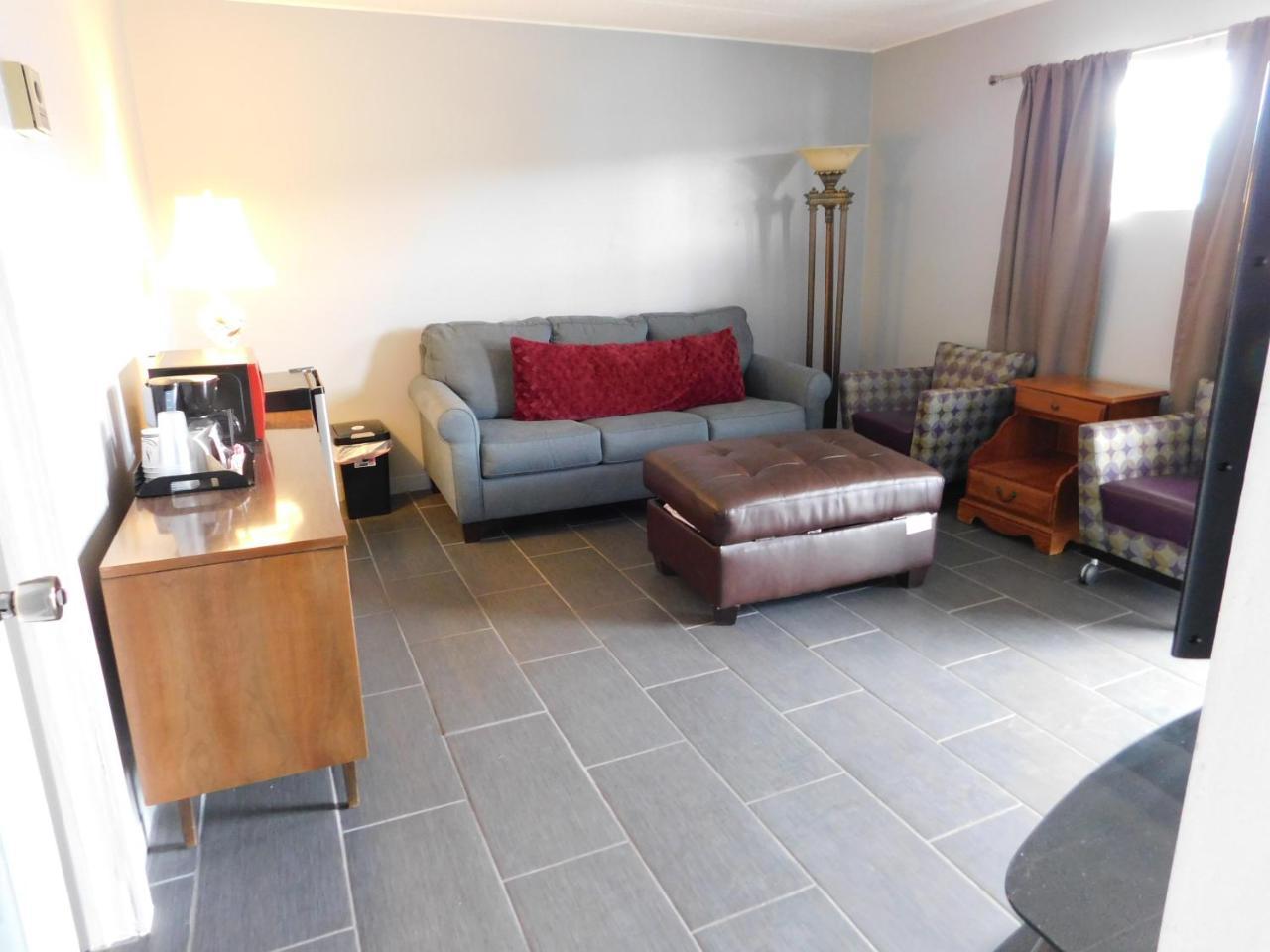Queen Suite
