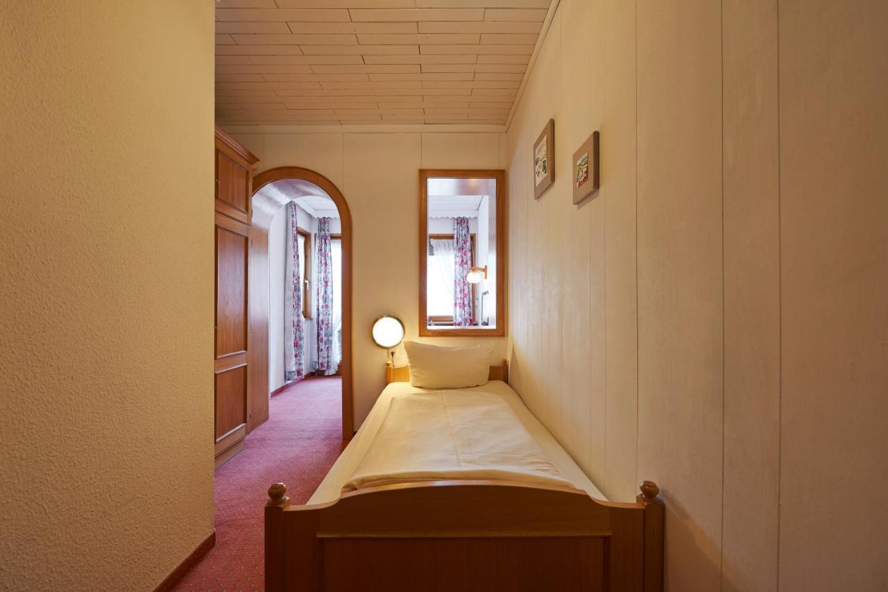 Economy Twin Room