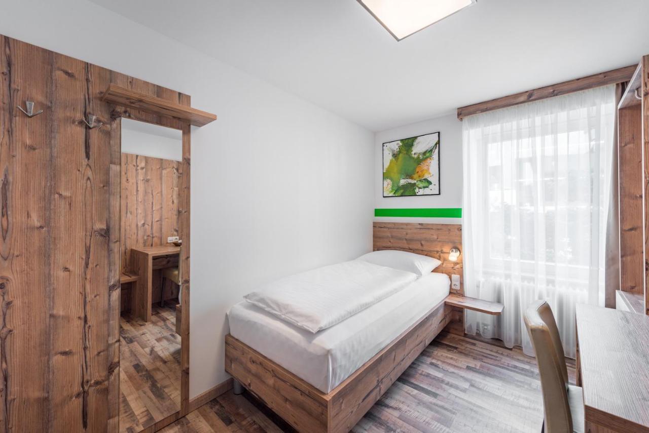 Economy Single Room