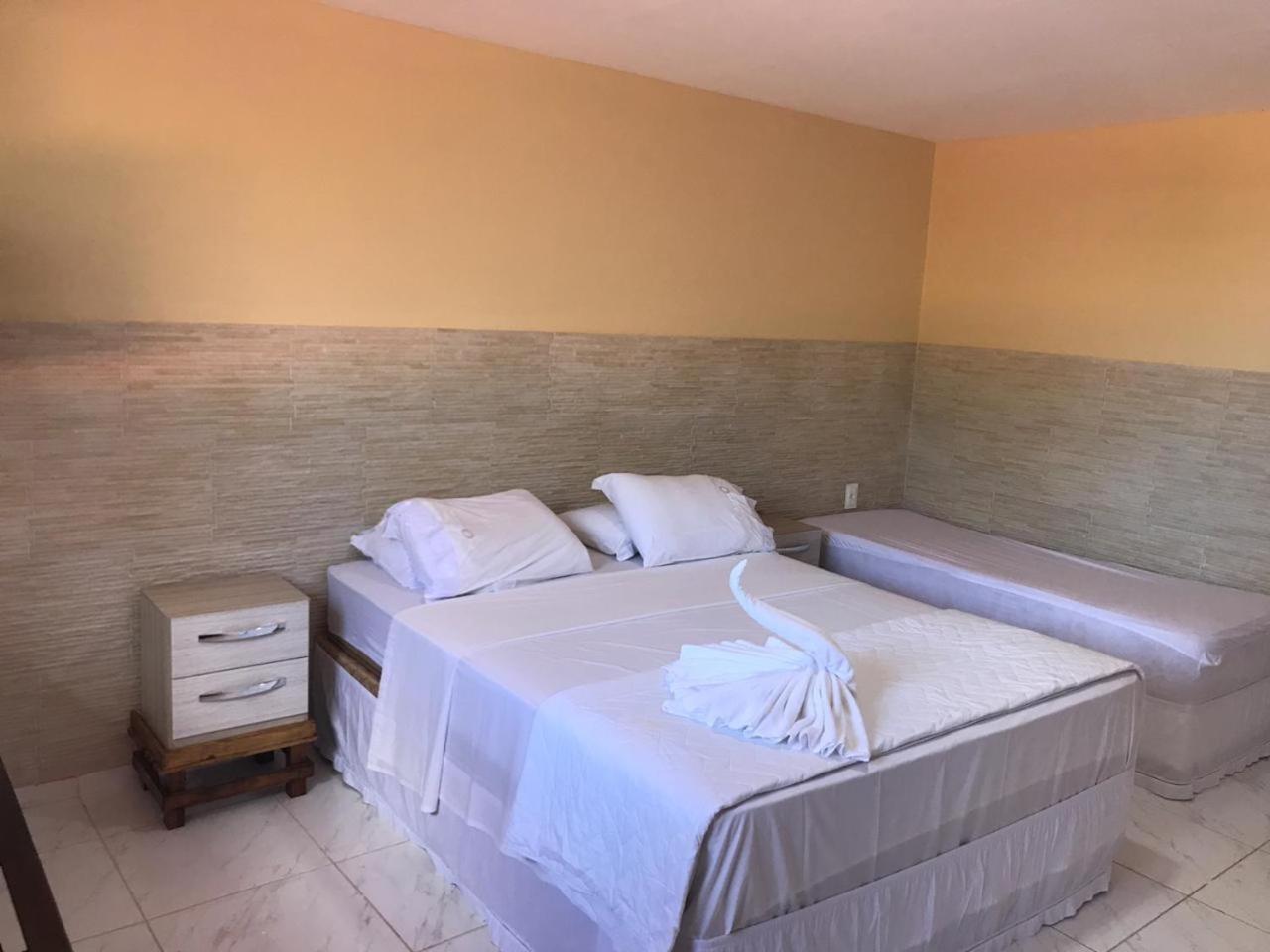 Quarto com Vista parcial do Mar