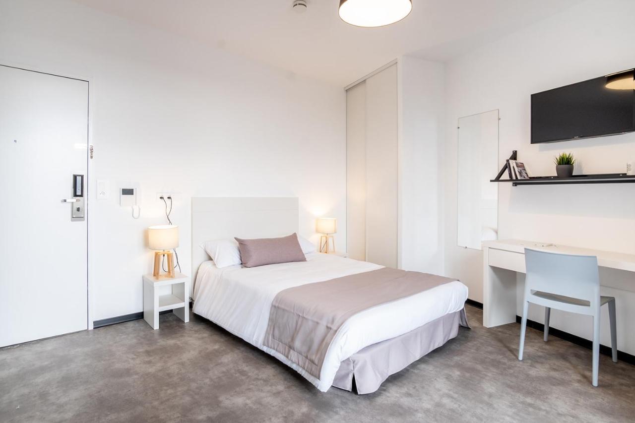 Studio Apartment,756674959:JPEG