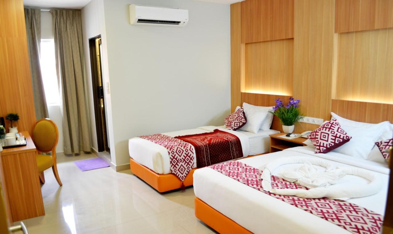 Deluxe Triple Room