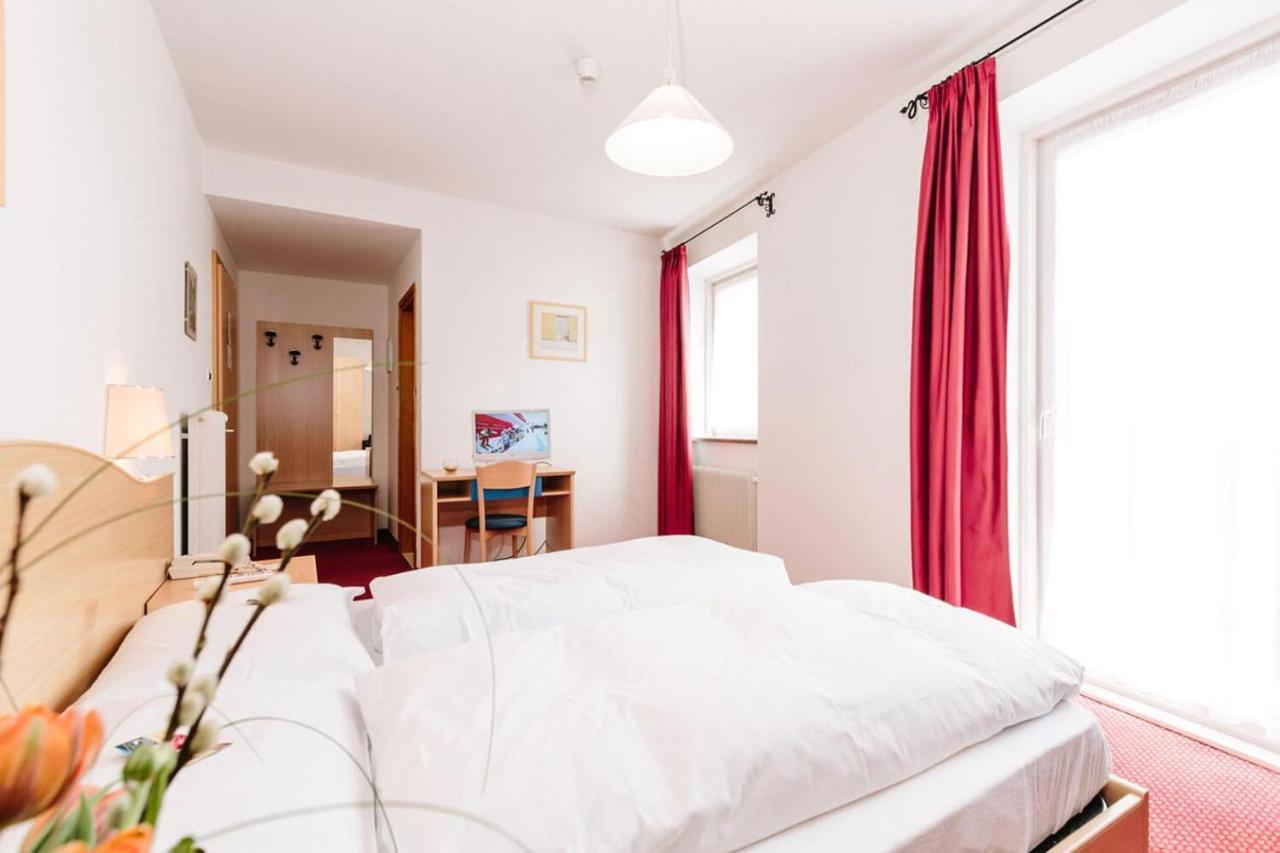 Double Room,759808565:JPEG