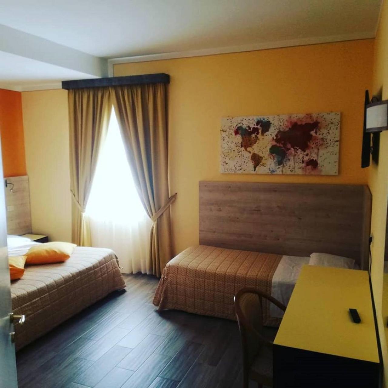 Deluxe Triple Room,762797158:JPEG