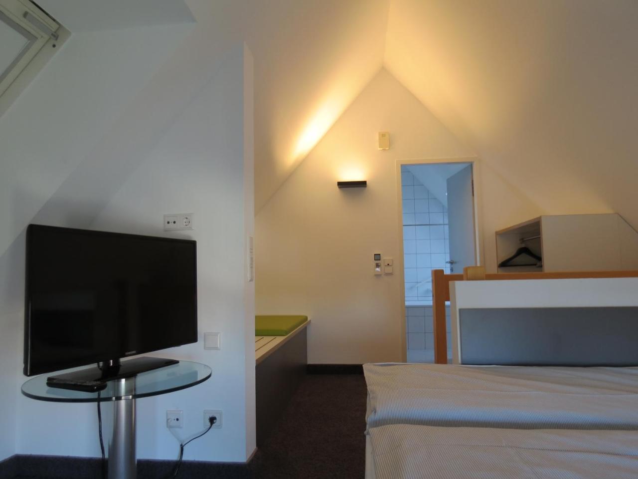 Budget Triple Room