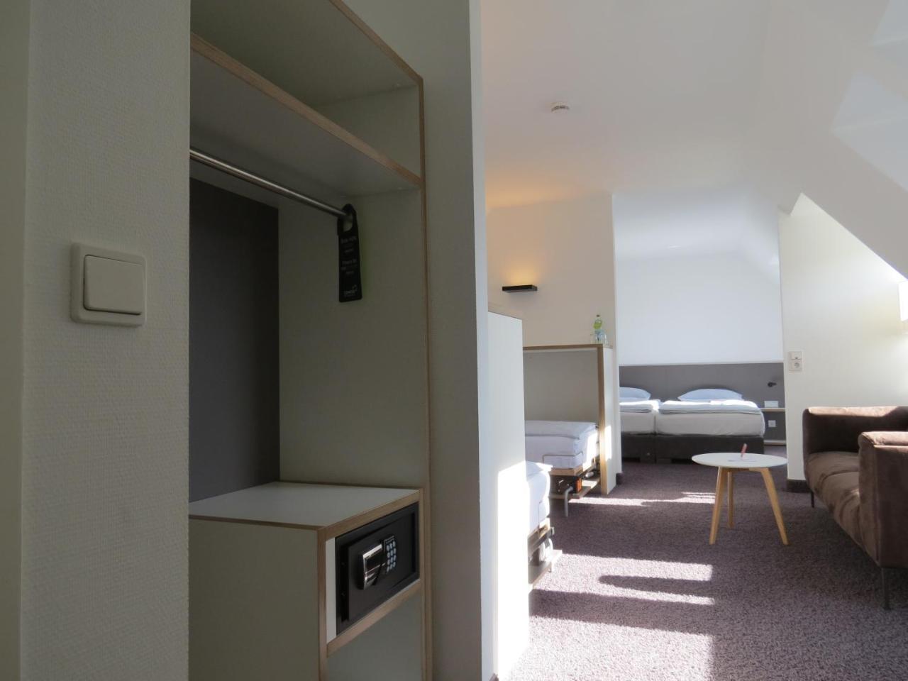 Economy Quadruple Room