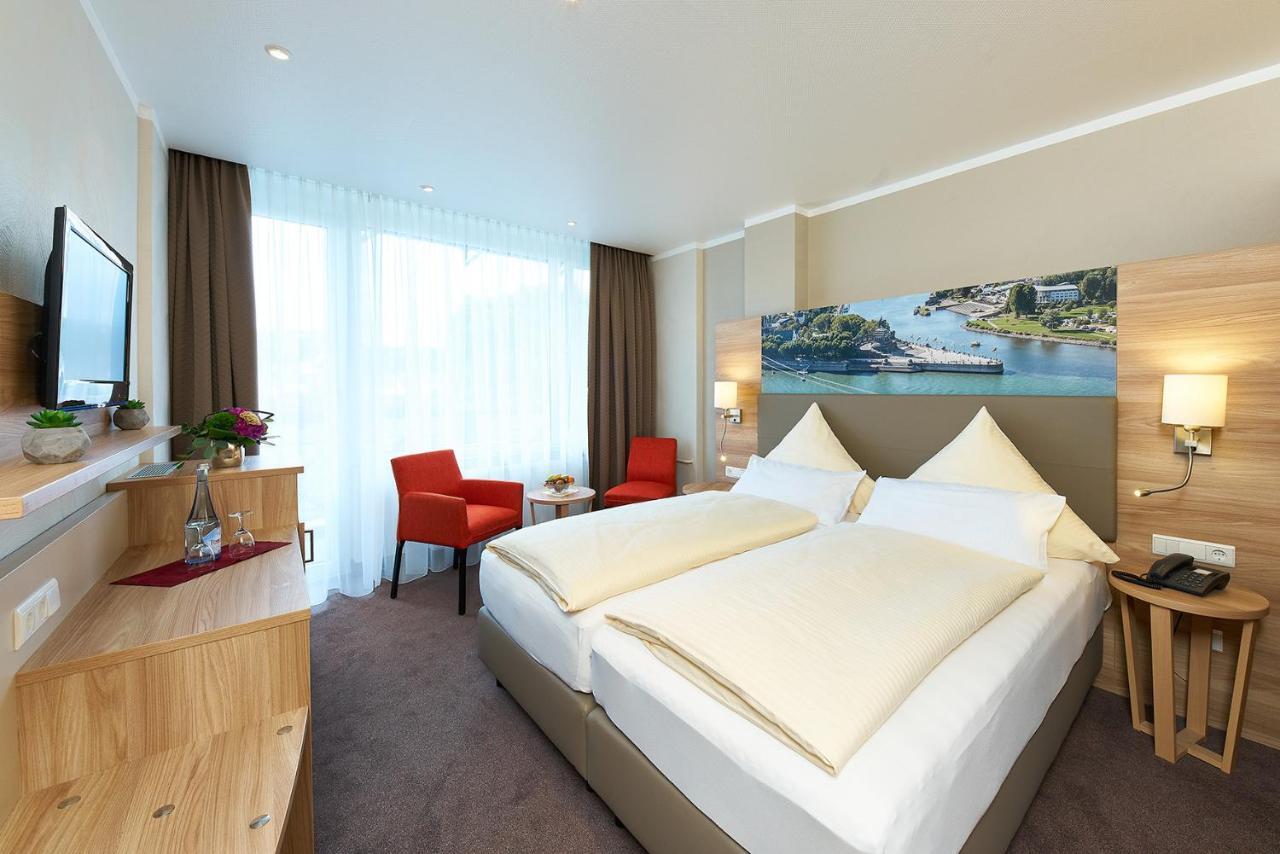 Double Room River View Balcony