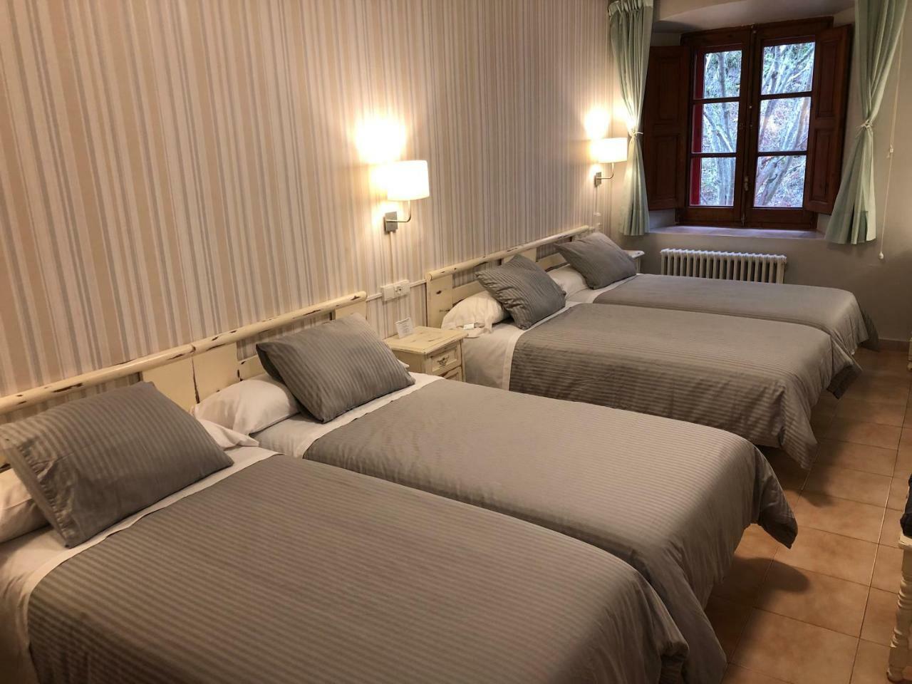 Classic Quadruple Room,668739510:JPEG