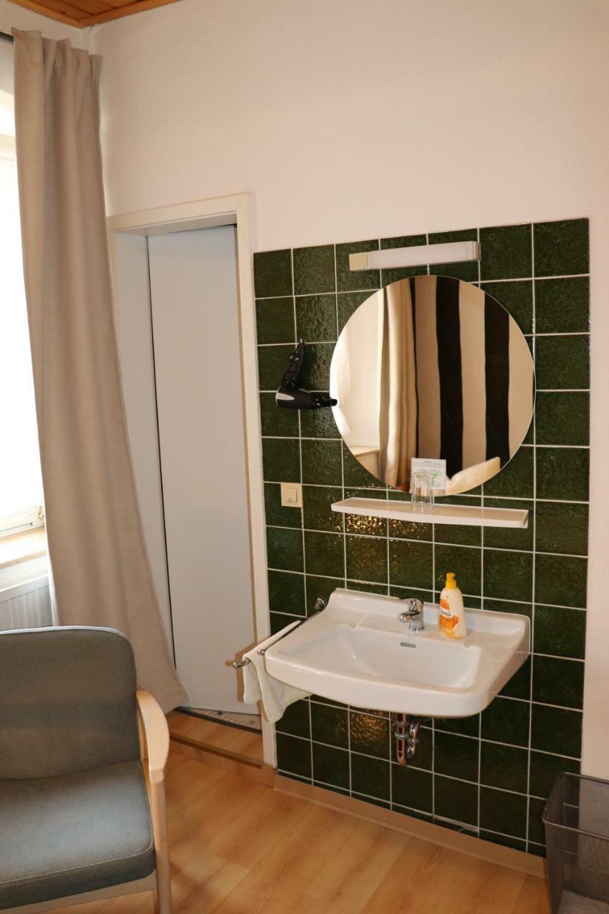 Standard Single Room