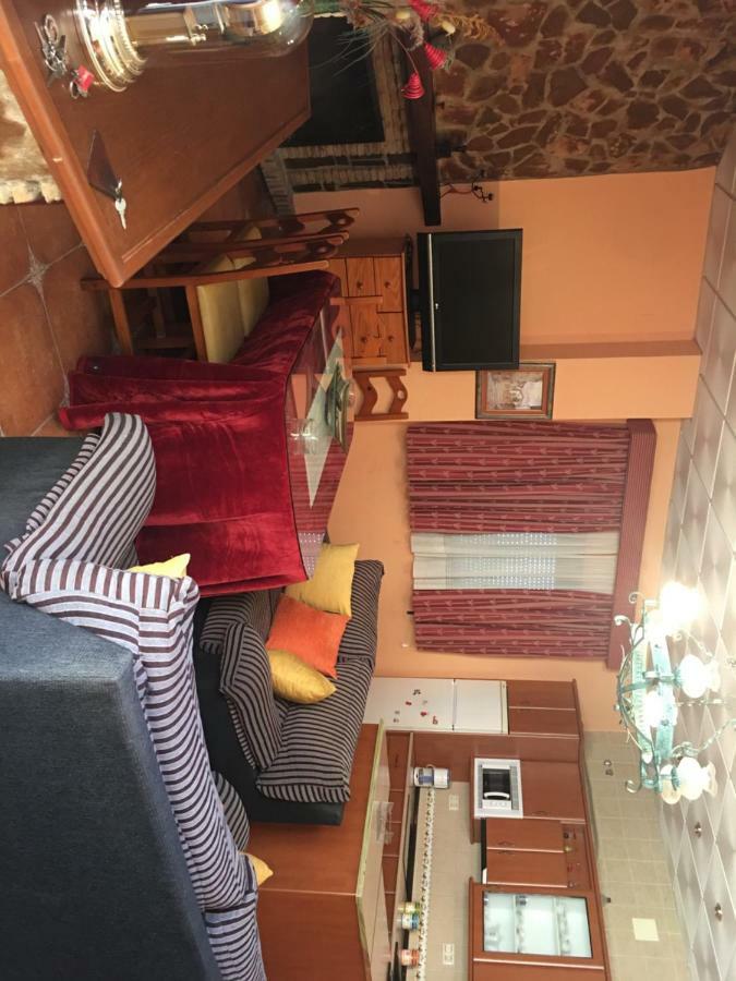 Three-Bedroom Townhouse,789752931:JPEG