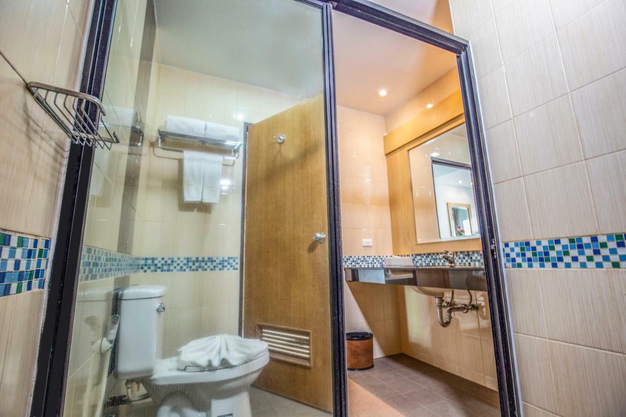 Deluxe Balcony Room