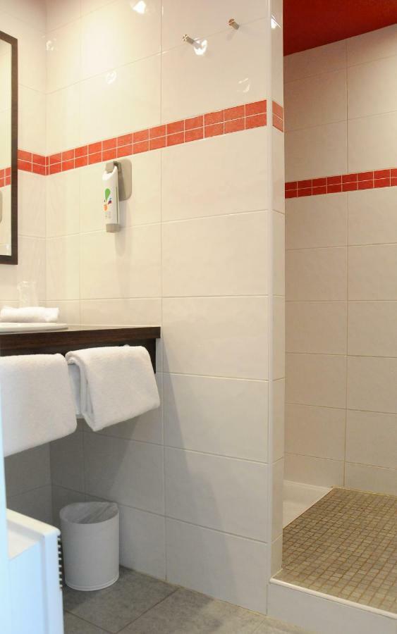 Standard Twin Room,1774454317:JPEG