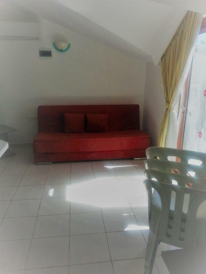 Roof Apartment