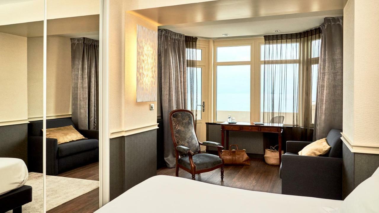 Chambre Double avec Fenêtre en Arc - Vue Mer et Terrasse