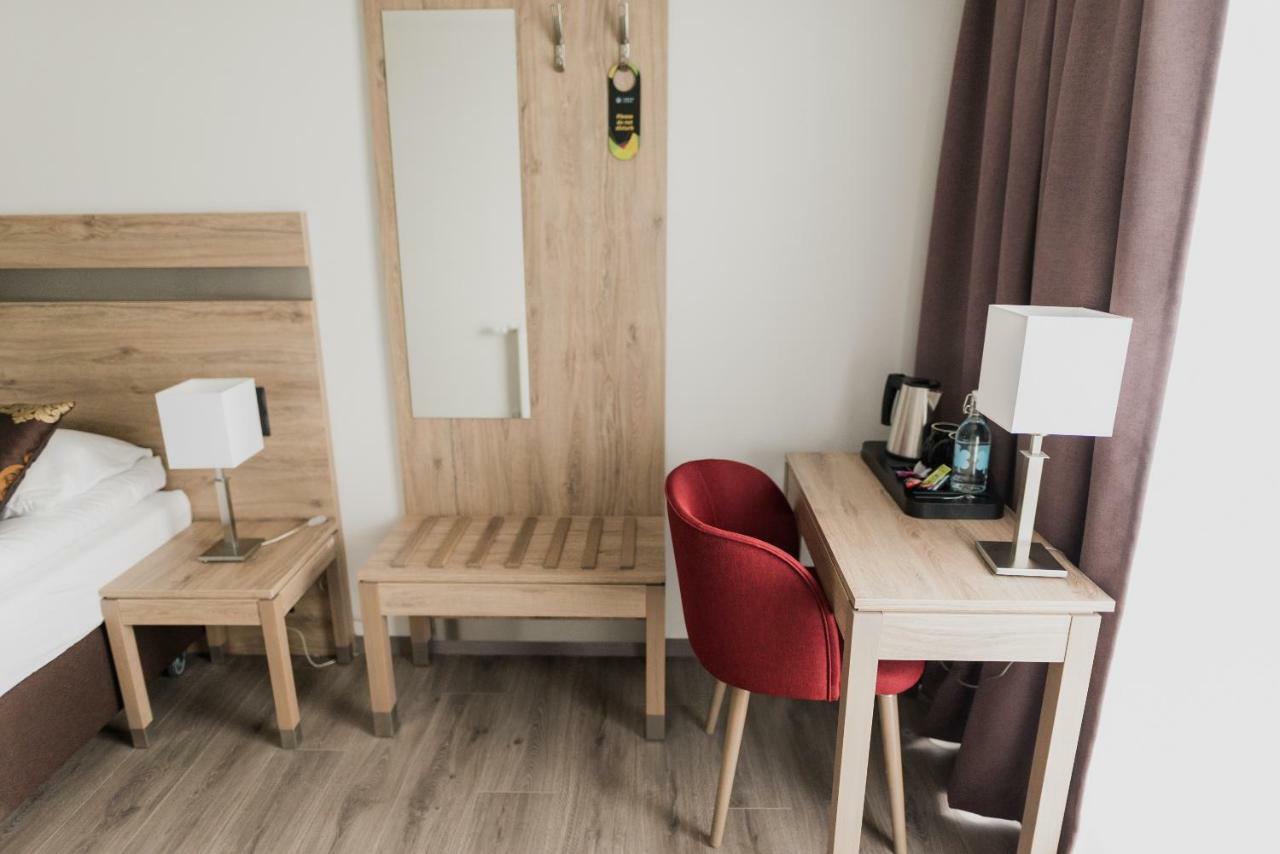 Double or Twin Room Sea View