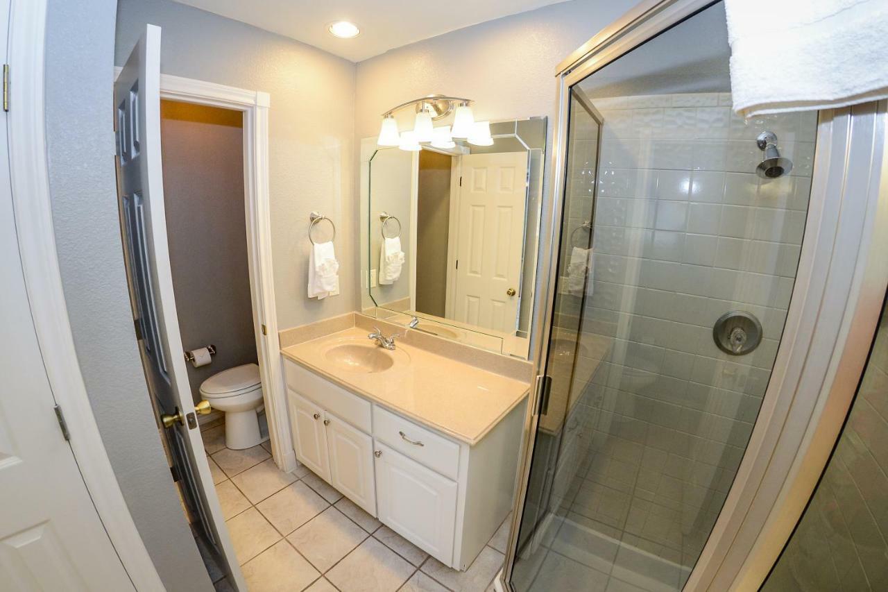 Efficiency King Suite with Living room - Non Smoking